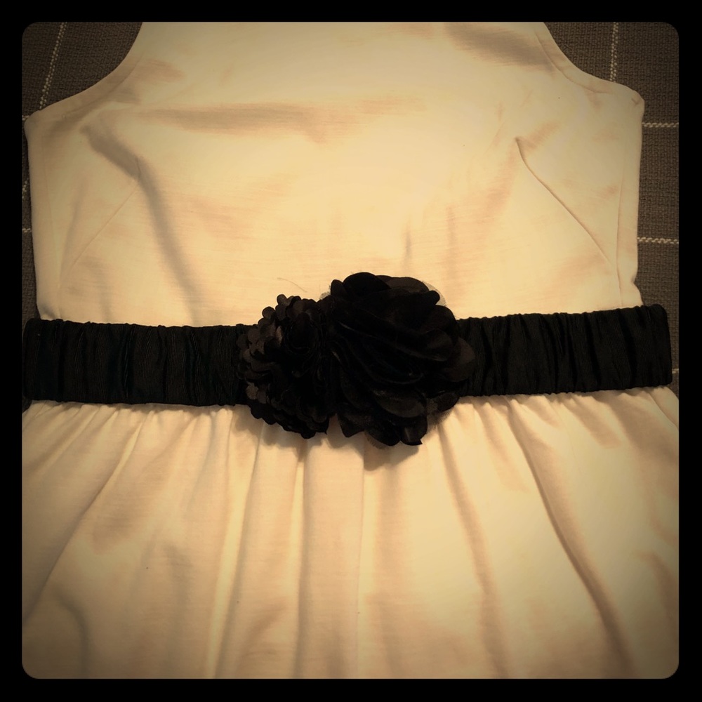 Black flower belt